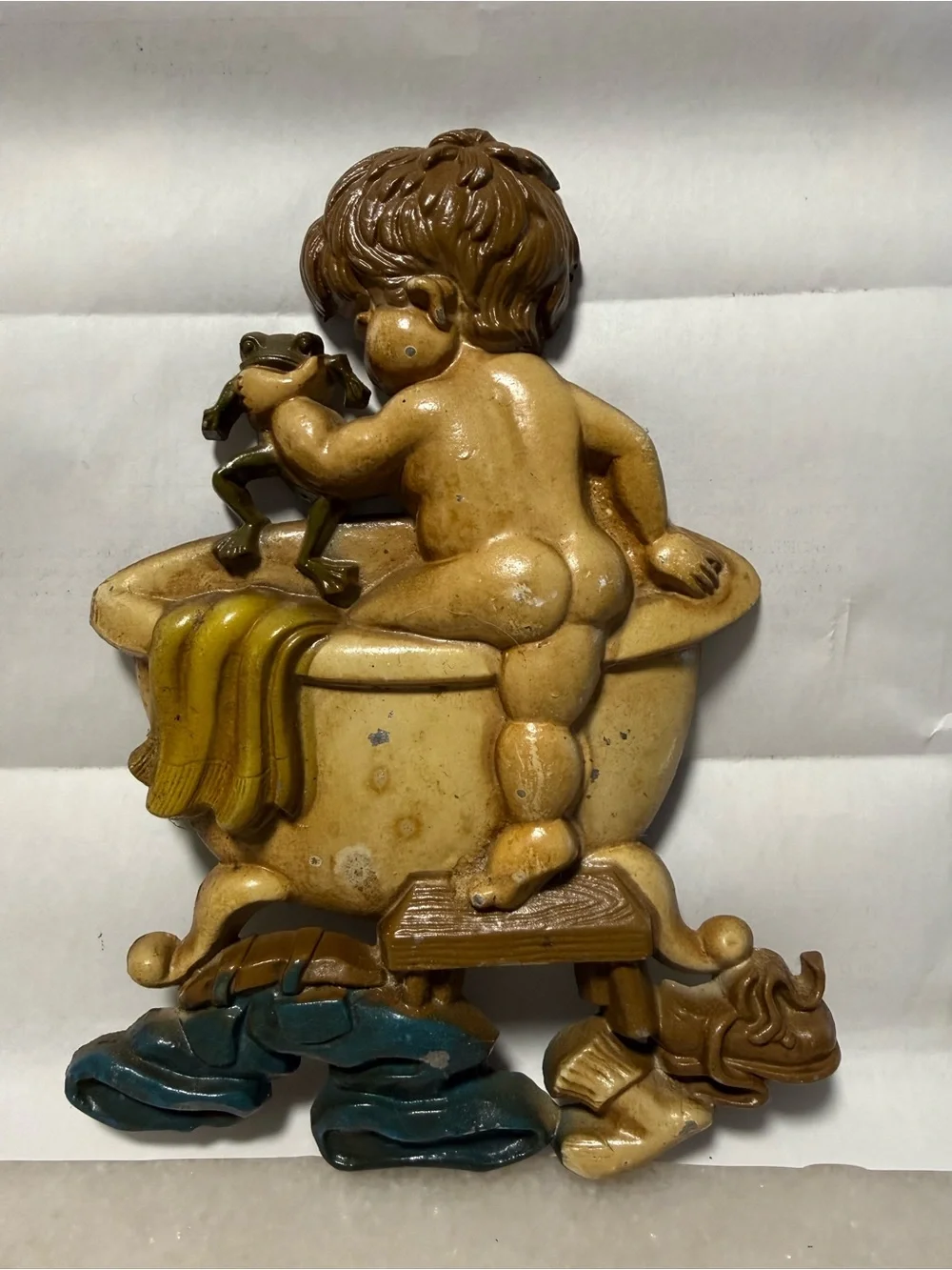 Sexton 1975 Cast Metal Wall Hanging Art Little Boy & Frog Taking A Bath Tub USA